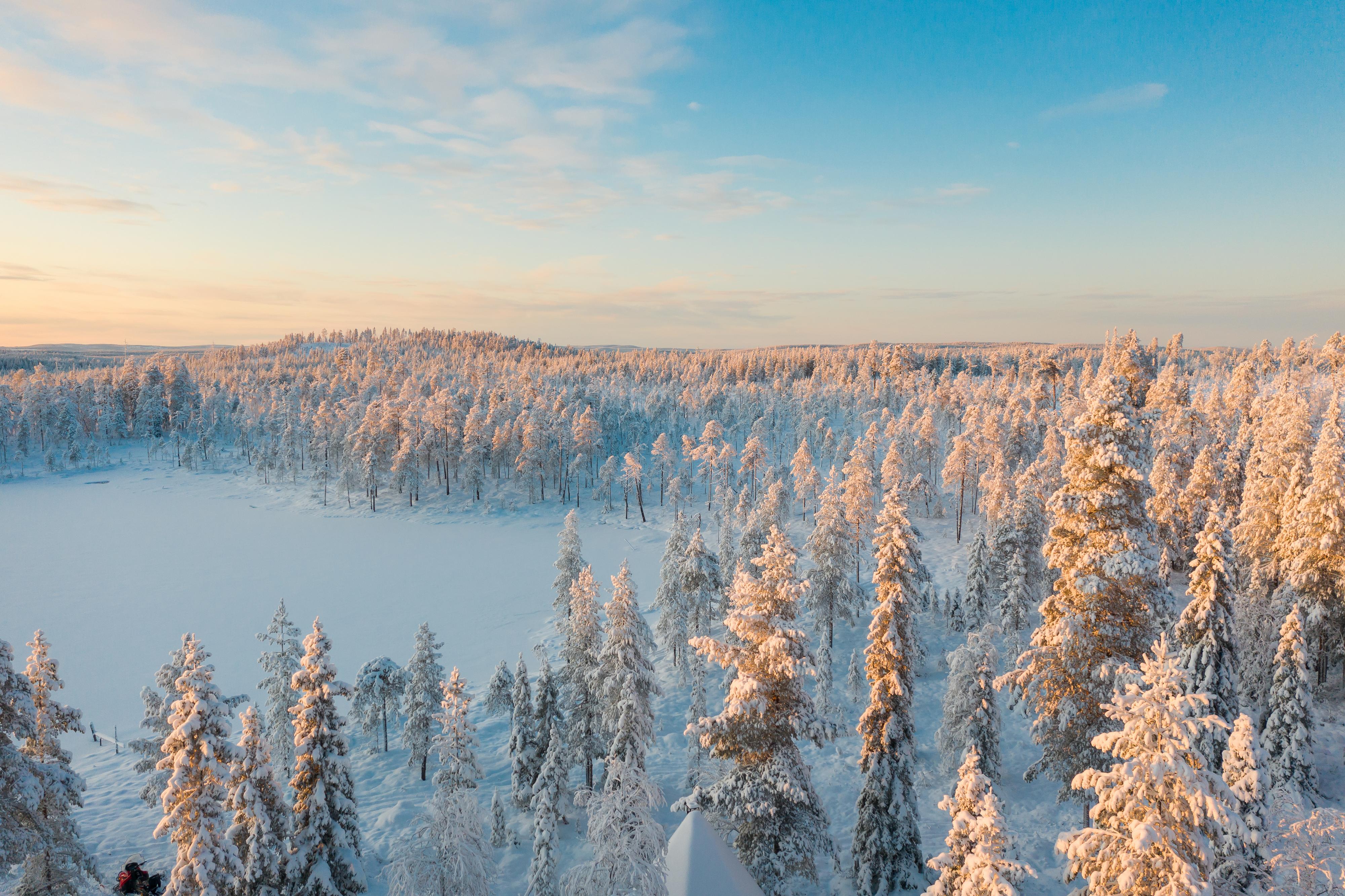 Take a breath! Safartica Enjoy your time in the arctic nature